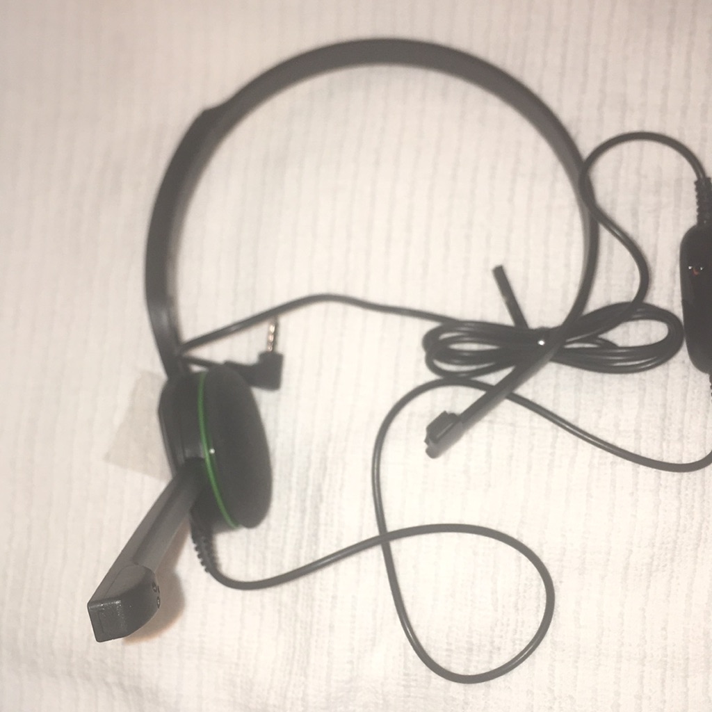 Xbox One Chat Headset Xbox One Chat Headset